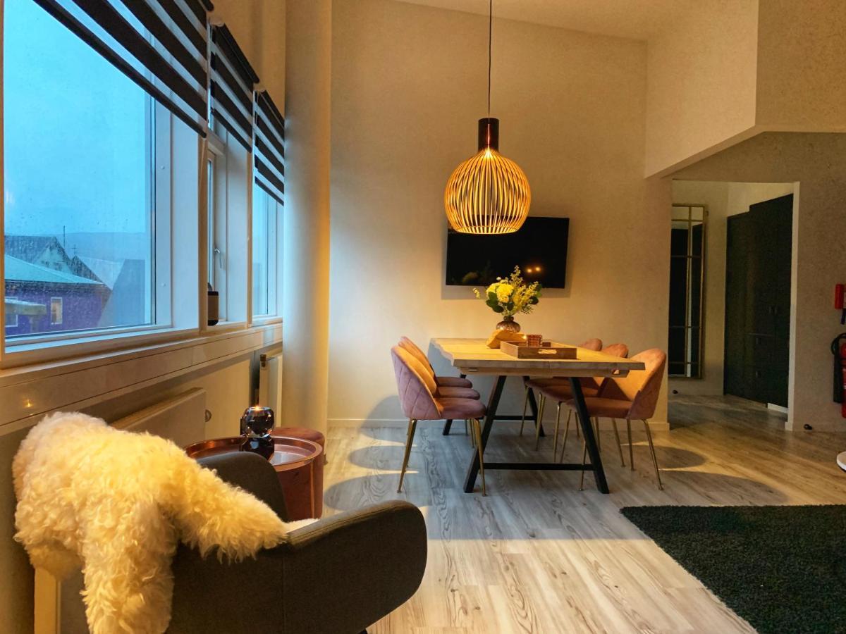 Broncks Apartment 1 - Modern 2-Bedroom In The Heart Of 托尔斯港 外观 照片